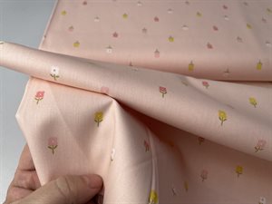 Poplin - lyserød med små fine blomster